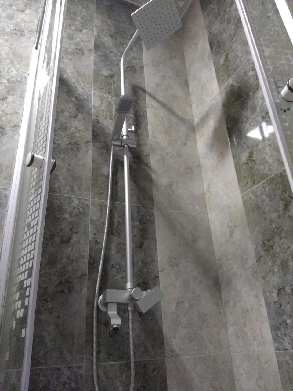 Sresidence Tbilisi Eksteriør billede