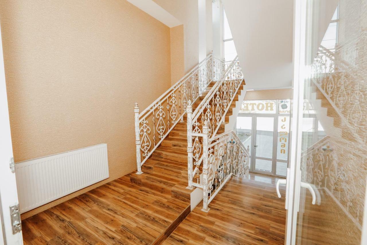 Sresidence Tbilisi Eksteriør billede